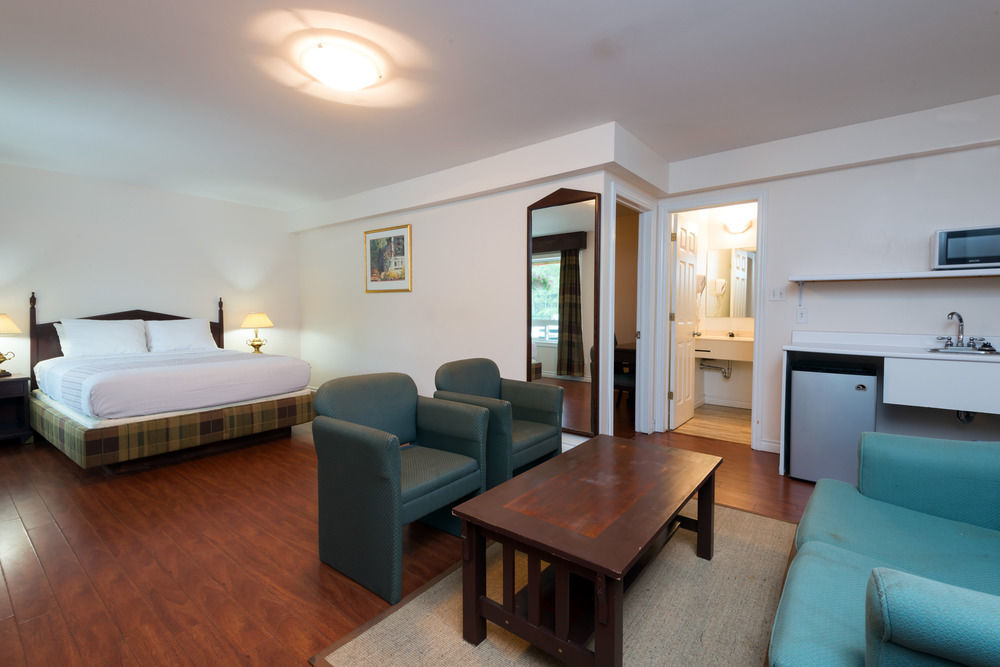 Leelas Villa Inn Flesherton Buitenkant foto